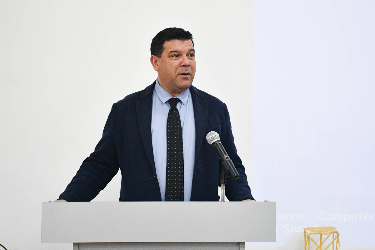DAÜ Rektörü Prof. Dr. Hasan Kılıç